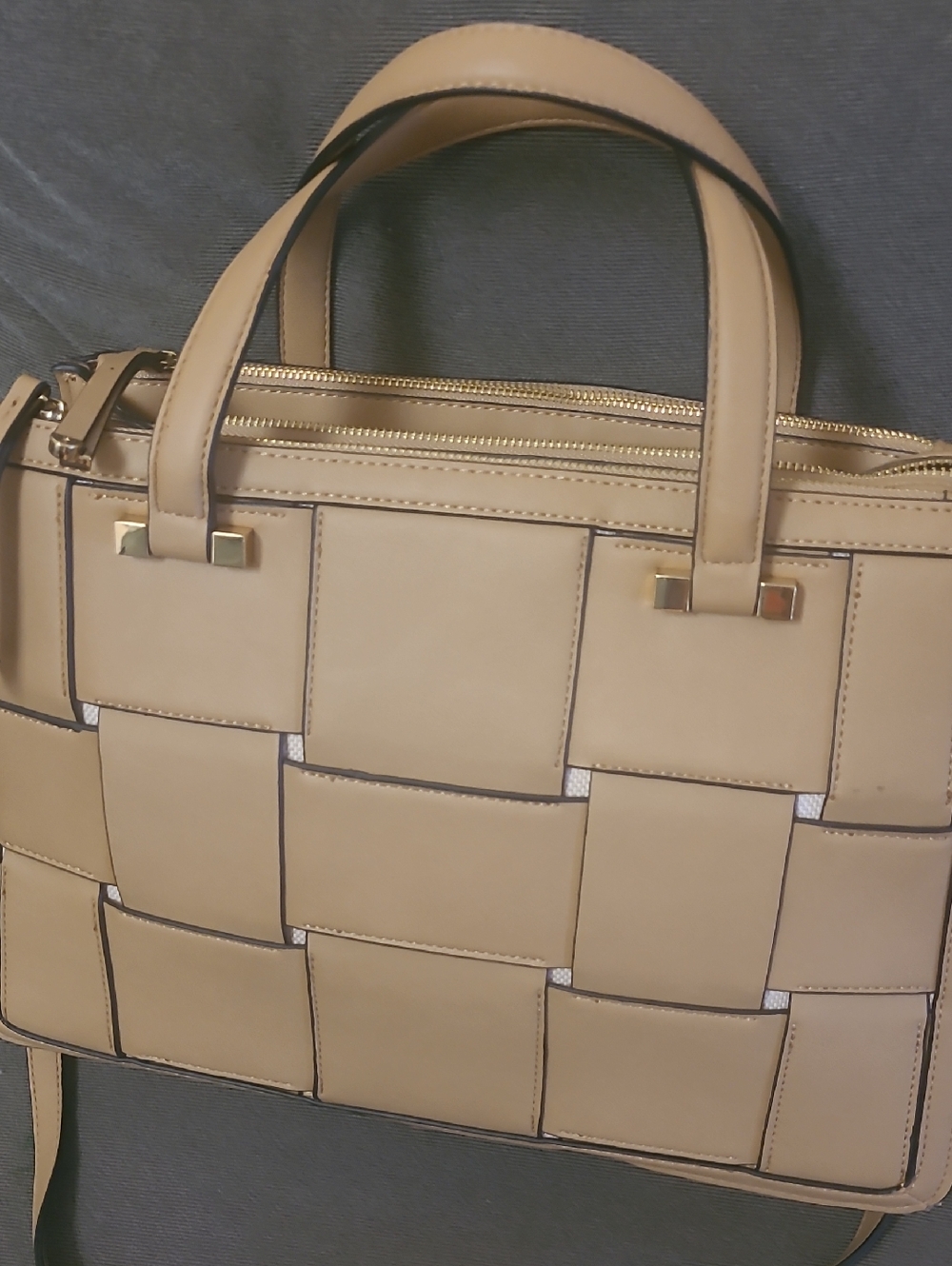 Women's Woven Tote Handbag in Tan